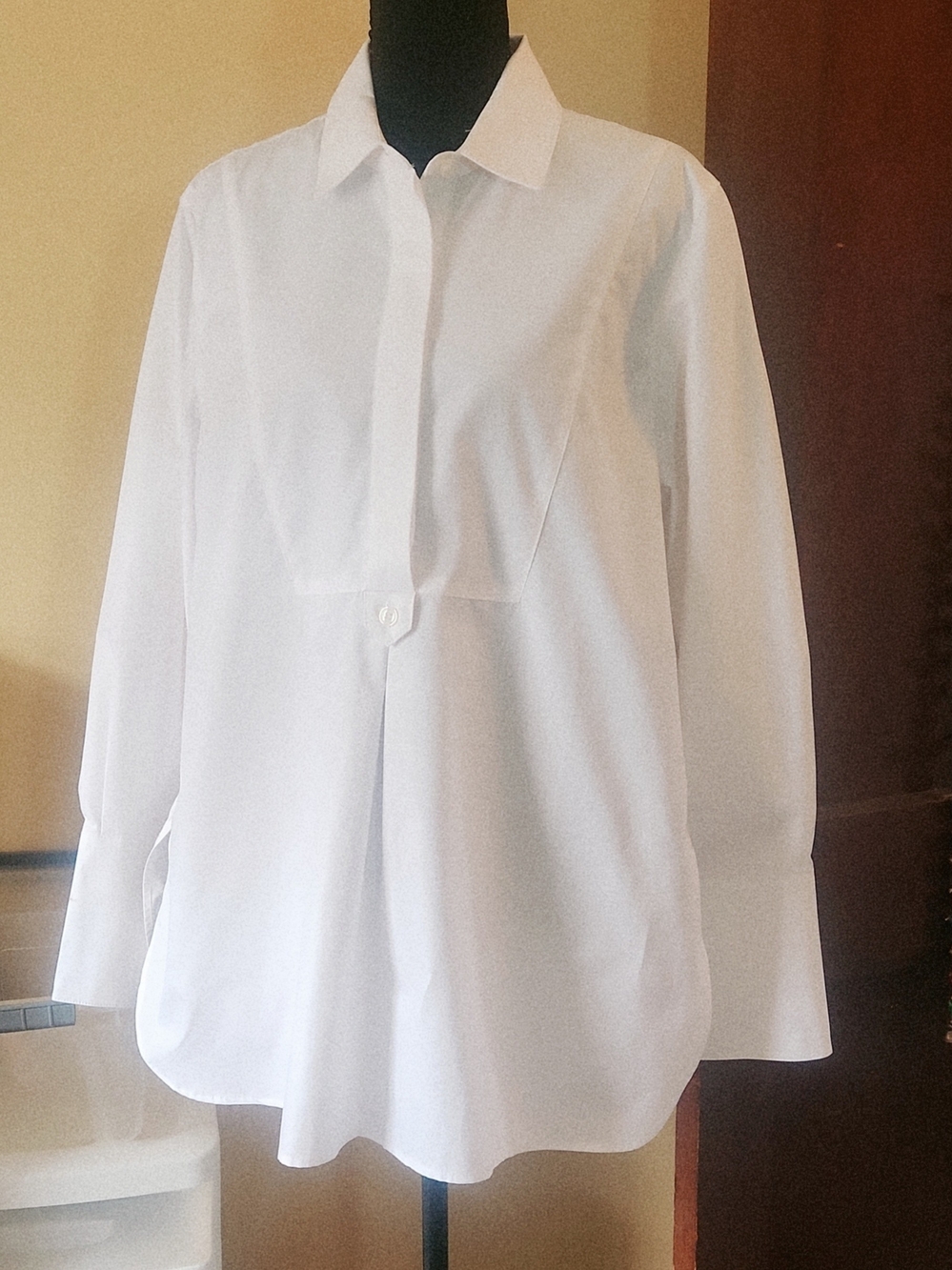 Martha Stewart Oversized White Women's Button-Down Shirt